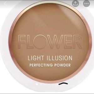 Flower Beauty Light Illusion Powder